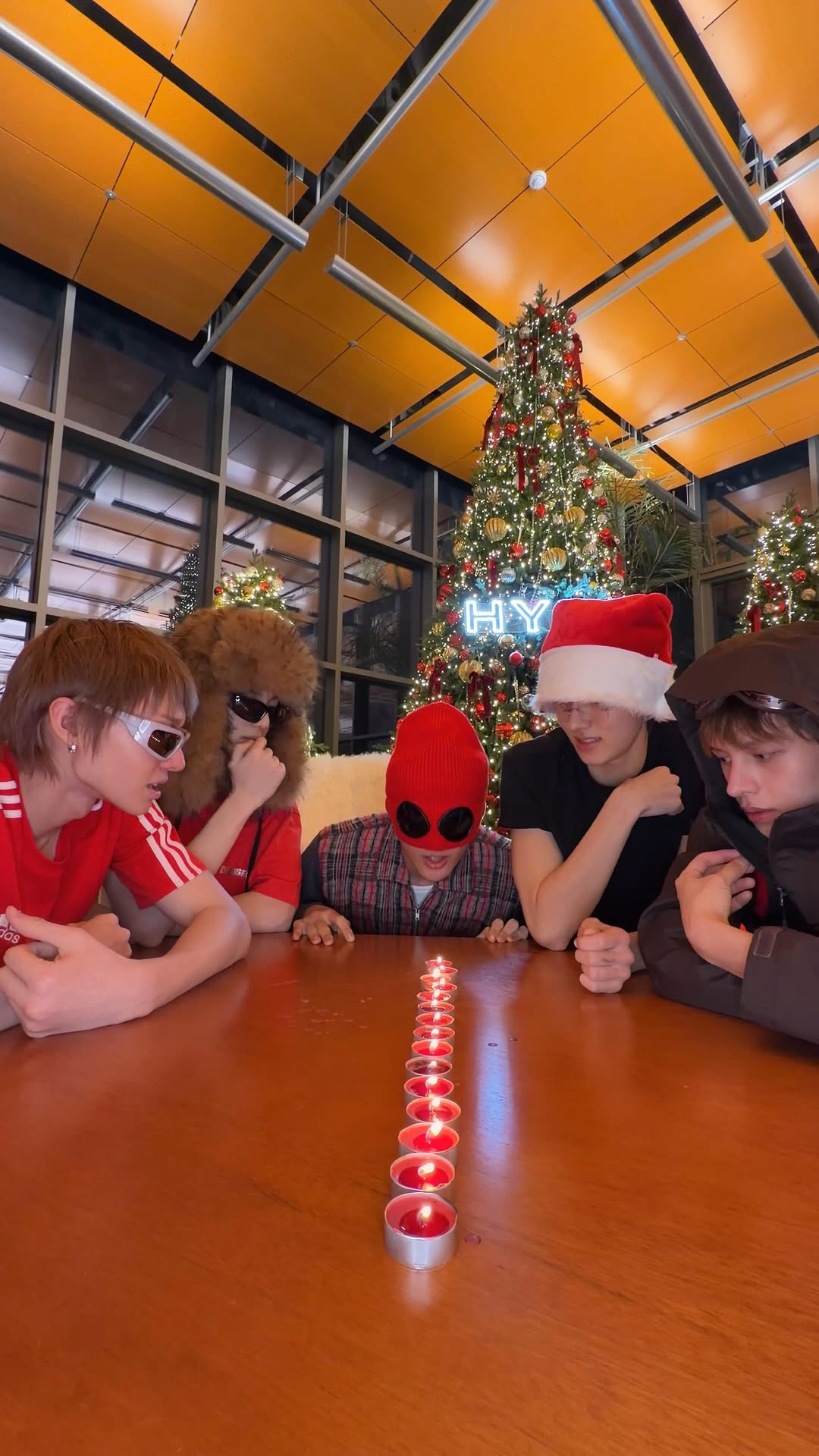 happy holidaaaaay

#CORTIS #코르티스