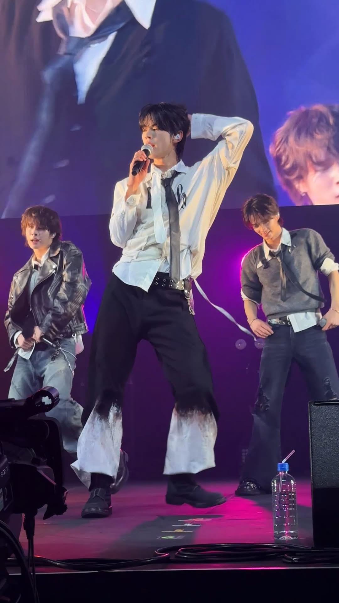 ‘Countdown!’ ＠ COUNTDOWN JAPAN 25/26

#TWS #247WithUs
#Countdown
#마음따라뛰는건멋지지않아
#CDJ2526