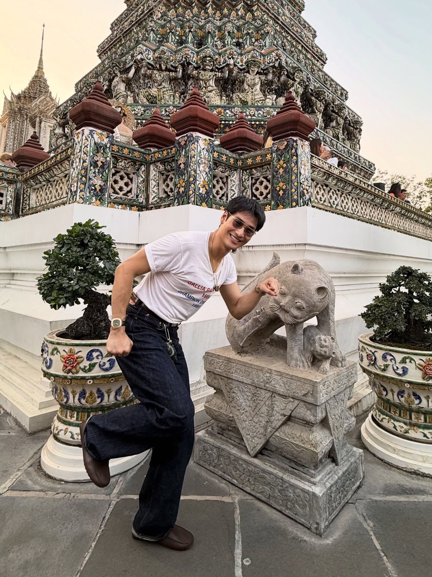 Happy New Year 2026 🎉💛🧡 

ขอทุกท่าน มีความสุข สมหวัง ทุกประการ สุขภาพแข็งแรง ขอบอกผ่านทางนี้ เผื่อตกหล่นในการอวยพรใครไป อิอิ 

#010126