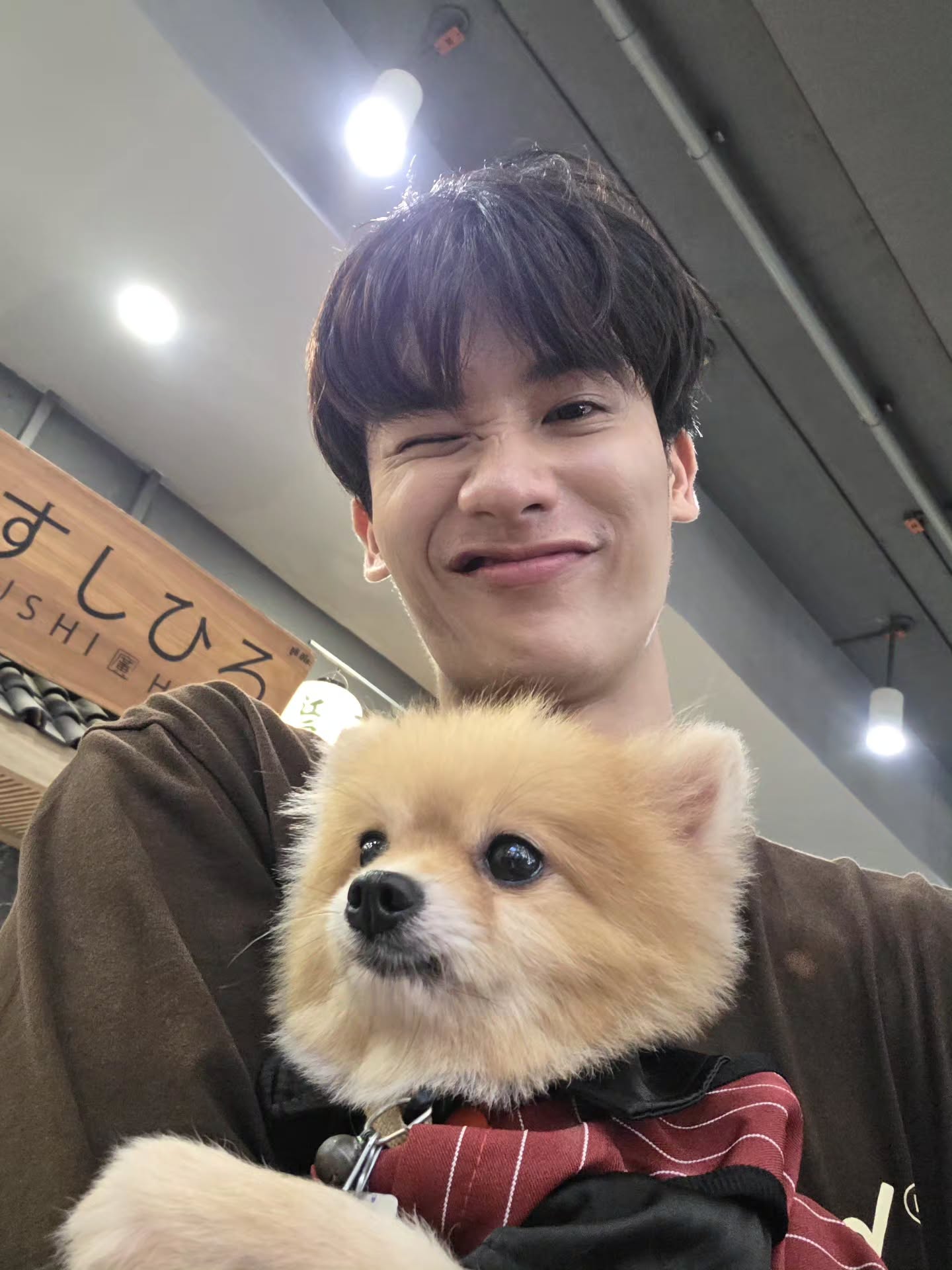 Happy New year 2026 
นี่ไม่ใช่รีแคป 2025 แค่ครึ่งเดือนสุดท้ายของปี ขอบคุณทุกคนที่ผ่านเข้ามาเติมพลังดีๆให้ชีวิต
ขอให้ปีใหม่นี้ยังมีแรงทำสิ่งที่รักได้เหมือนเดิม เพิ่มเติมคือมีความสุขมากขึ้น รักกกก 💙🌞