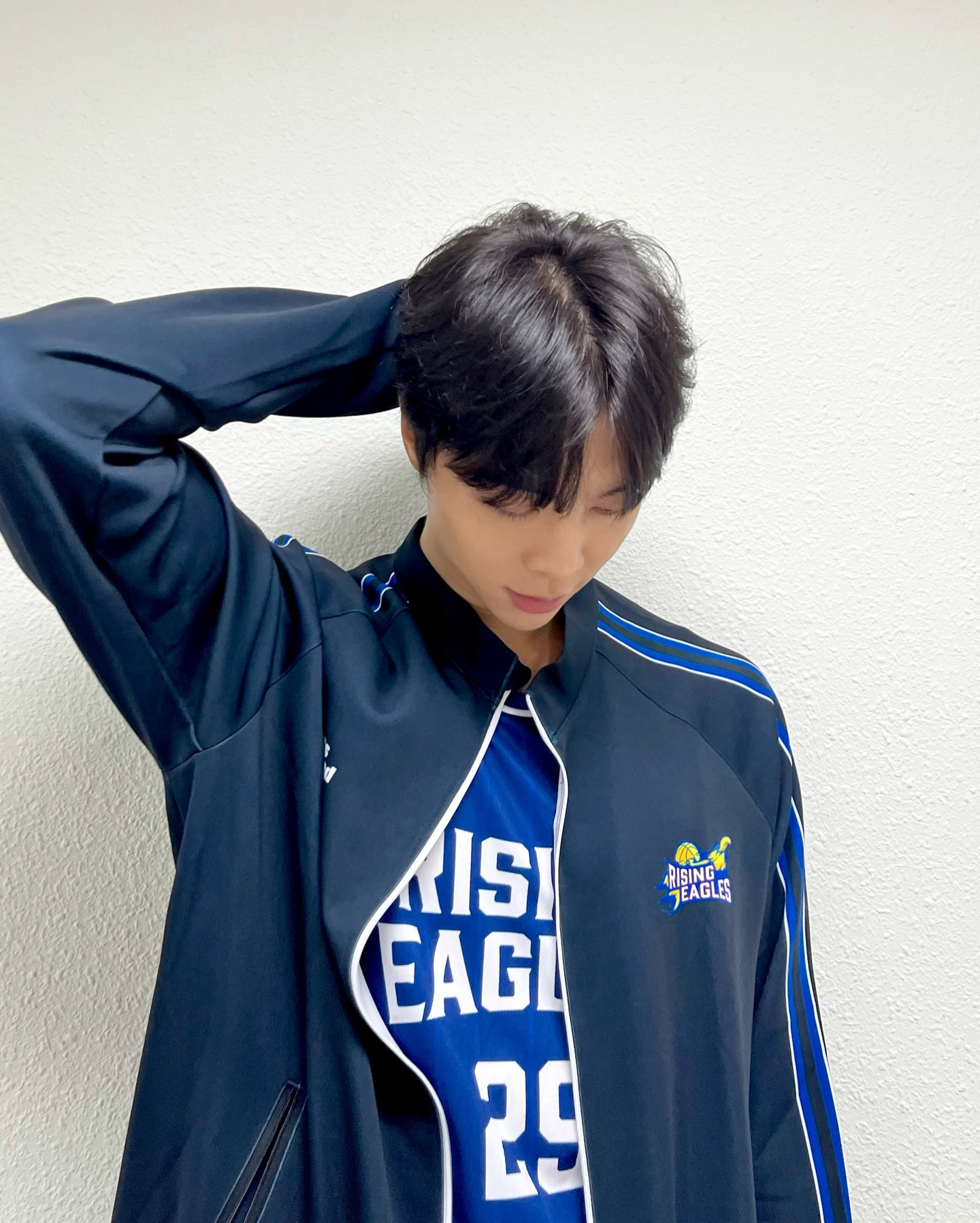 📺오늘 오후 5시 SBS ‘열혈농구단’에
#쟈니 가 출연합니다. 시즈니분들의 많은 관심과 사랑 부탁드립니다💚

#JOHNNY #열혈농구단
#NCT #NCT127