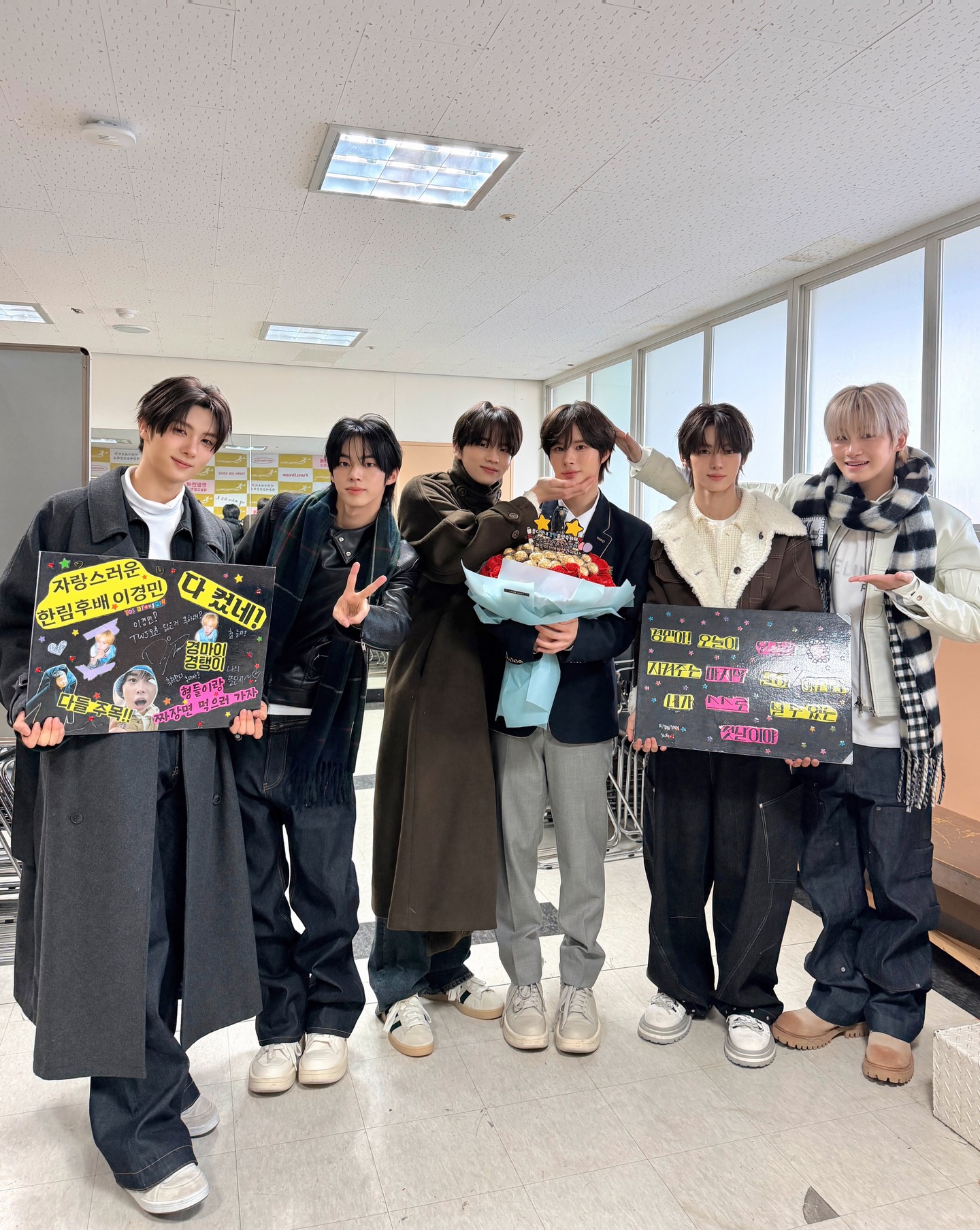 오늘의 주인공 👩‍🎓

#TWS #투어스 #247WithUs