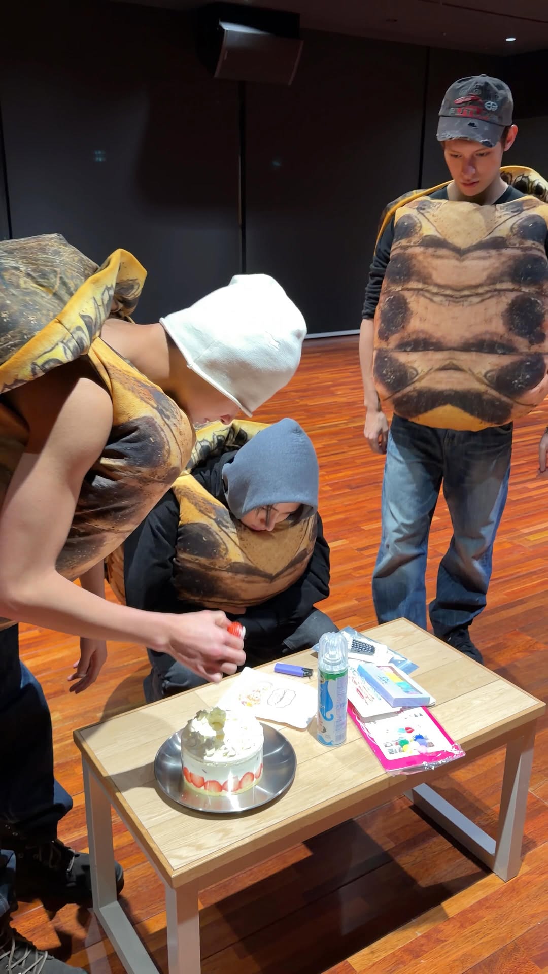 Birthday with Chocos

#CORTIS #코르티스