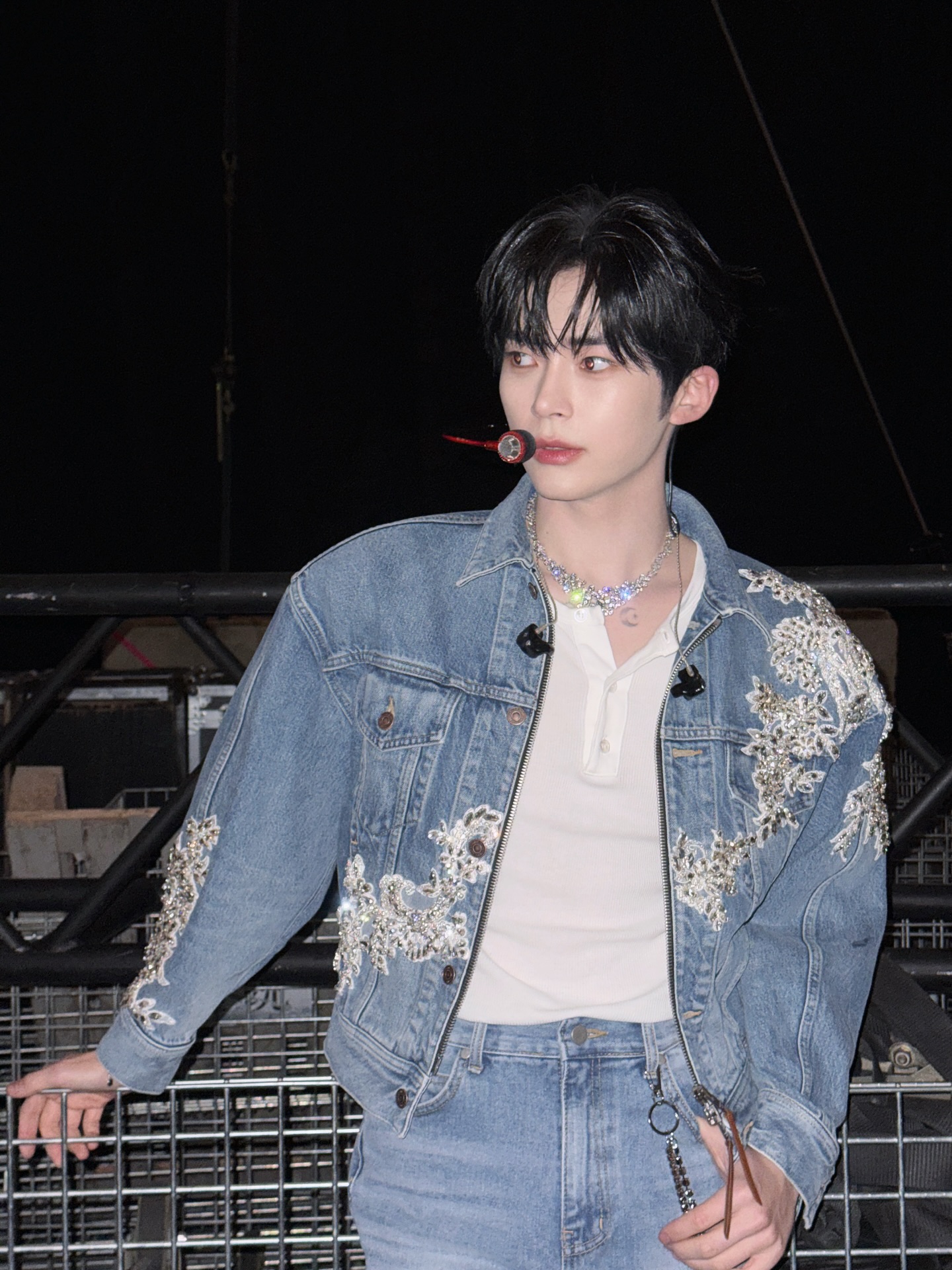 🌹🗡️🤠👍💙⚡️

#ZEROBASEONE #ZB1 #제로베이스원 
#SUNGHANBIN #성한빈