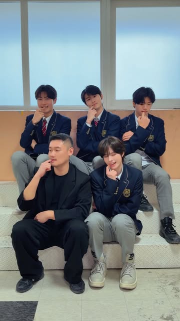 #한림예고 친구들, 선생님과 함께 심장이 쿵💗 #TWS_OVERDRIVE

#TWS #투어스
#KYUNGMIN