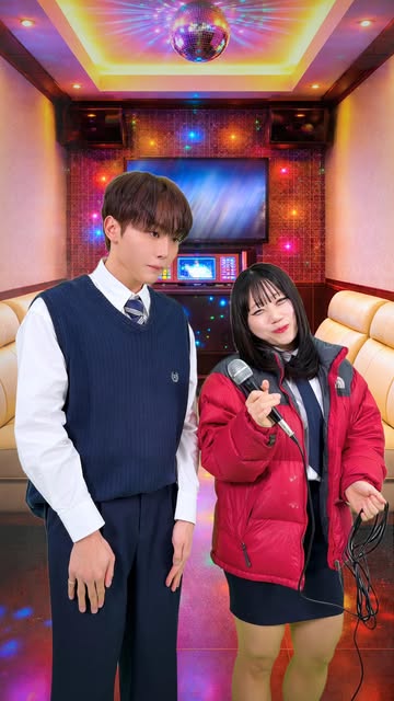 90년대생 황은정 누나랑 노래방에서 ‘Blue’ 듀엣 하기

#DxS #도겸X승관
#소야곡 #Serenade
#Blue