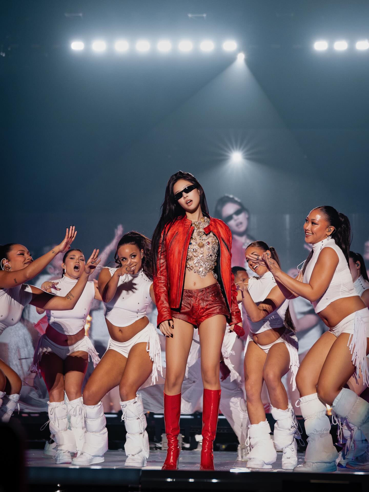 birthhdayyyshoww in tokyo was crazzzzzy 🎂 
ありがとうございます❤️‍🔥❤️‍🔥❤️‍🔥