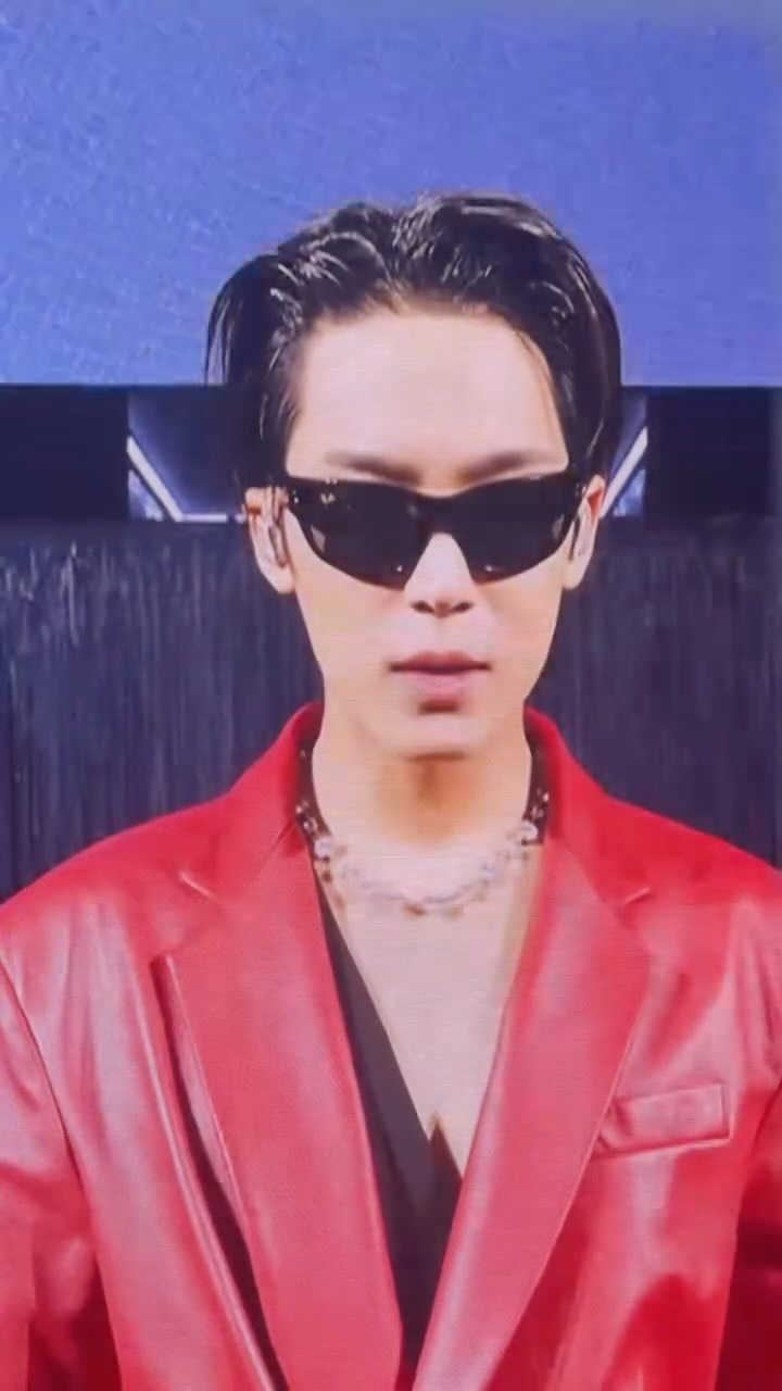 레드 레더 CxM은 좋은 느낌을 줌❤️ 여기가 런웨인지 콘서트인지 잘 모르겠어요🥹

@sound_of_coups @min9yu_k @saythename_17 #에스쿱스 #민규 #세븐틴 #SCOUPS #MINGYU #SEVENTEEN #CxM #에스쿱스X민규
#DOUBLE_UP_INCHEON