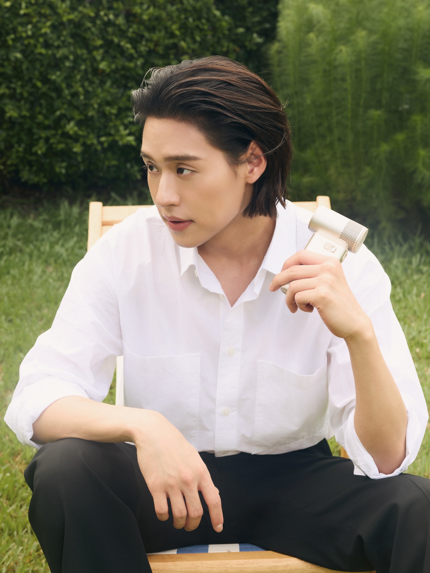 เย็นสดชื่นแบบผมได้ทุกวัน
เพราะมี JisuLife Handheld Fan Ultra 2 ติดตัวไว้ 💨

ช่วงนี้เห็นว่า JisuLife ก็มีไอเทมให้เลือกหลายแบบเหมือนกัน
รวมถึง เซ็ตของขวัญช่วงปีใหม่ ด้วยครับ

ใครแวะไปที่
📍 Power Mall Emporium ชั้น 3
🗓 13 ม.ค. – 10 ก.พ. 2026 

แค่ซื้อพัดลม JisuLife รุ่นที่ร่วมรายการ
ครบ 1,000 บาทขึ้นไป / 1 ใบเสร็จ
ก็รับ 🎁 A Breeze of Luck Giftbox ไปเลยครับ

#JisuLife #JisuLifeTH
#Bbillkin #JisuLifexBillkin