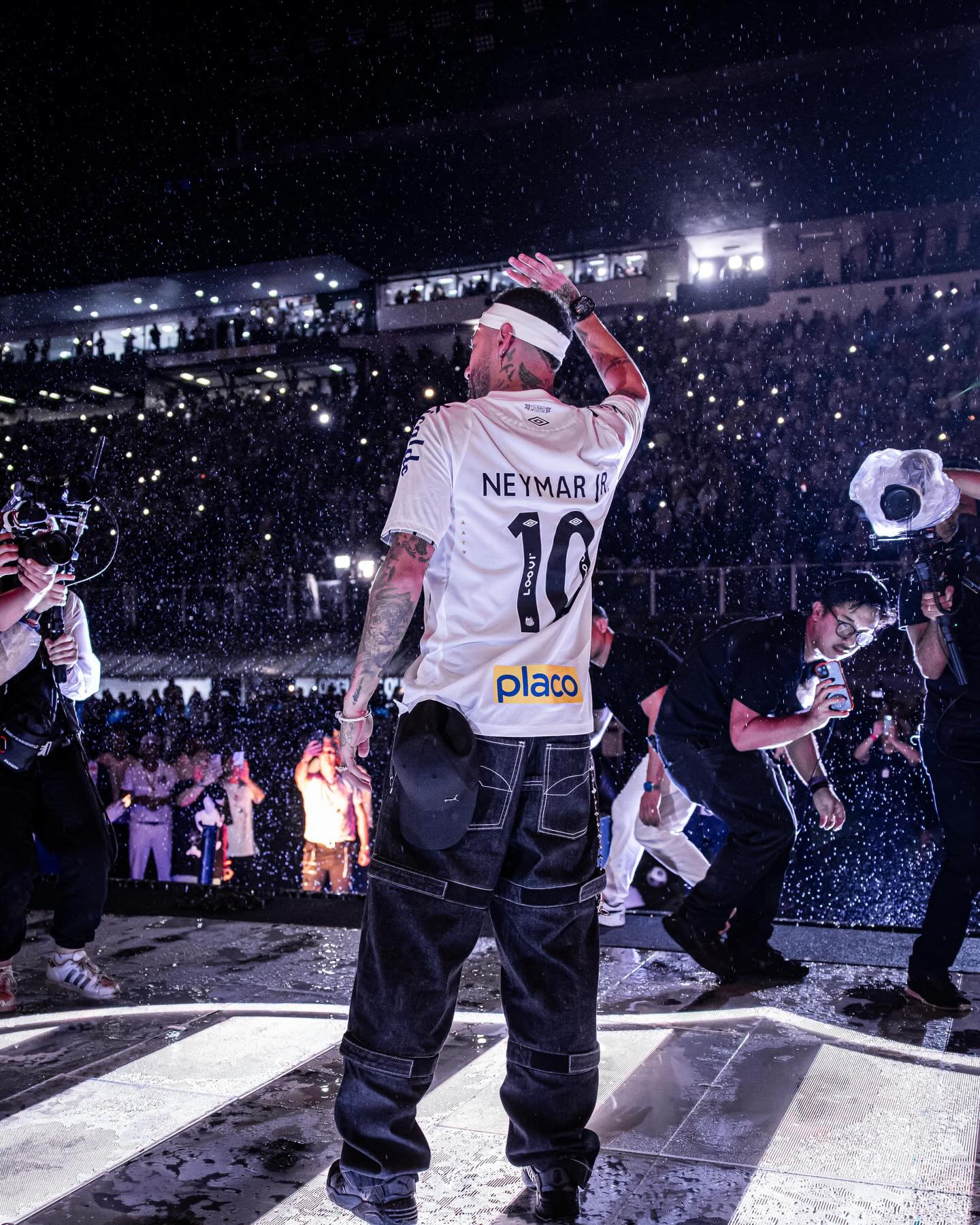 1 ano atrás …. Um dos dias mais especiais da minha vida! 
de volta pra casa 🤍🖤