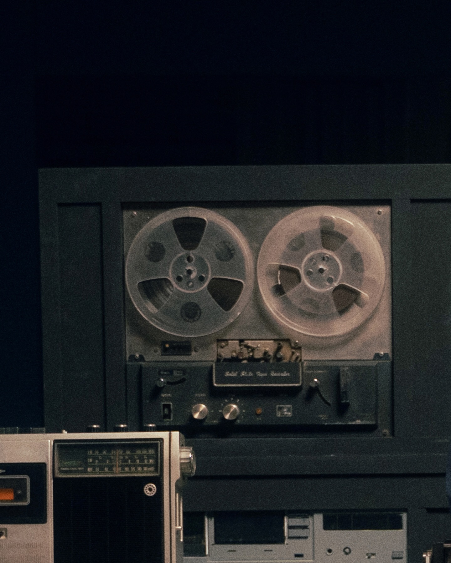 The songs you know, the feel you’ve never met. Coming soon...

BILLKIN FEELQUENCY LIVE SESSION - Official Teaser
: https://youtu.be/5CthKEN1IXA

#FEELQUENCYLiveSession #BILLKIN_FEELQUENCY
#BillkinEntertainment #Bbillkin
——

🎁 Mr. Everything | 1 FEB 2026
🎧 ชอบตัวเองตอนอยู่กับเธอ | 2 FEB 2026
🌊 ใครจะรู้ | 3 FEB 2026