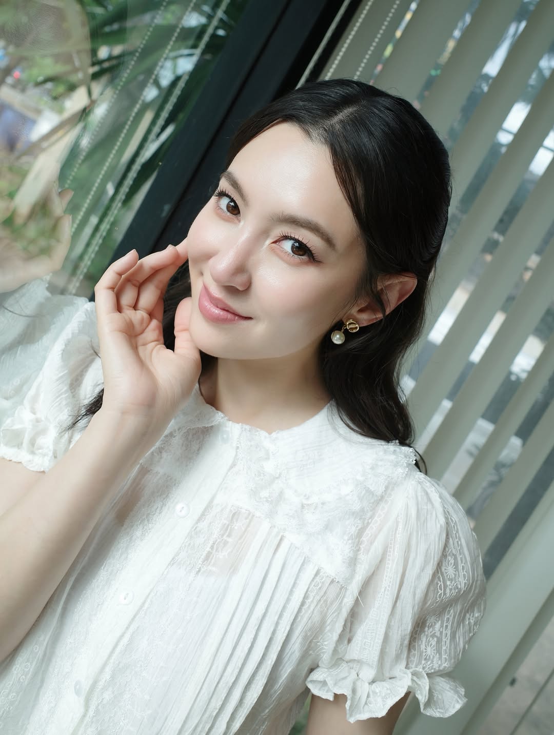 หน้าฝนไม่ต้องทนหน้ามอม แค่มี HPR Retinoid ที่ช่วยดูแลผิว เสริมเกราะป้องกันผิวให้แข็งแรง หน้าฝนแบบนี้ก็ทำอะไรหน้าเบลไม่ได้ น้องม่วงขวดนี้ช่วยดูแลผิวเบลได้ดีมาก 💜

สามารถสั่งซื้อได้ทุกช่องทางของ Giffarine Official
หรือติดต่อนักธุรกิจกิฟฟารีนทั่วประเทศ

#Giffarine #GIFFARINEXBELLA #PremiumHPRRetinoid #เรตินอยด์กิฟฟารีน