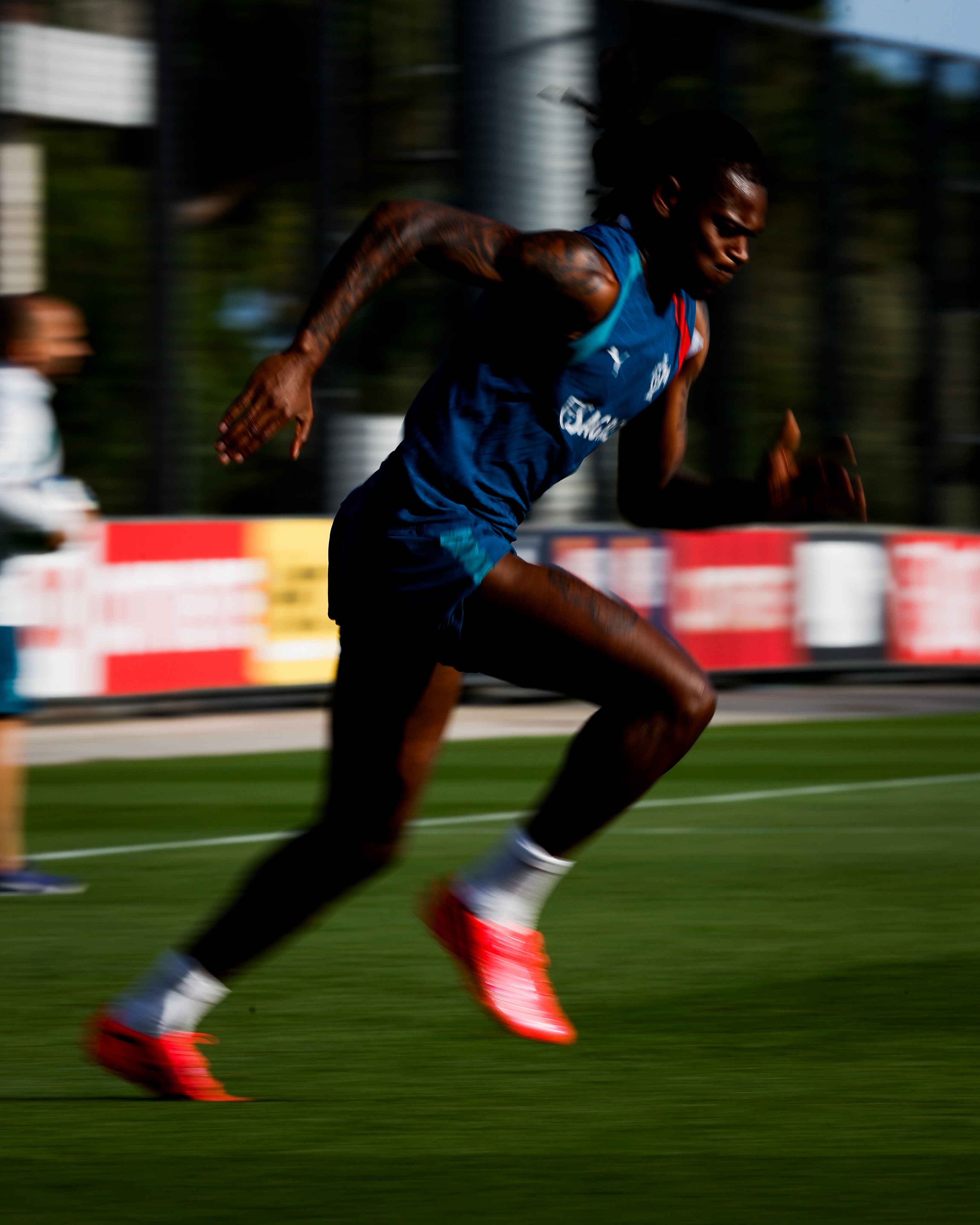 “𝗜’𝗺 𝘀𝗽𝗲𝗲𝗱.” 🚘⚡

#VaiDarPortugal | #ItsPortugalTime